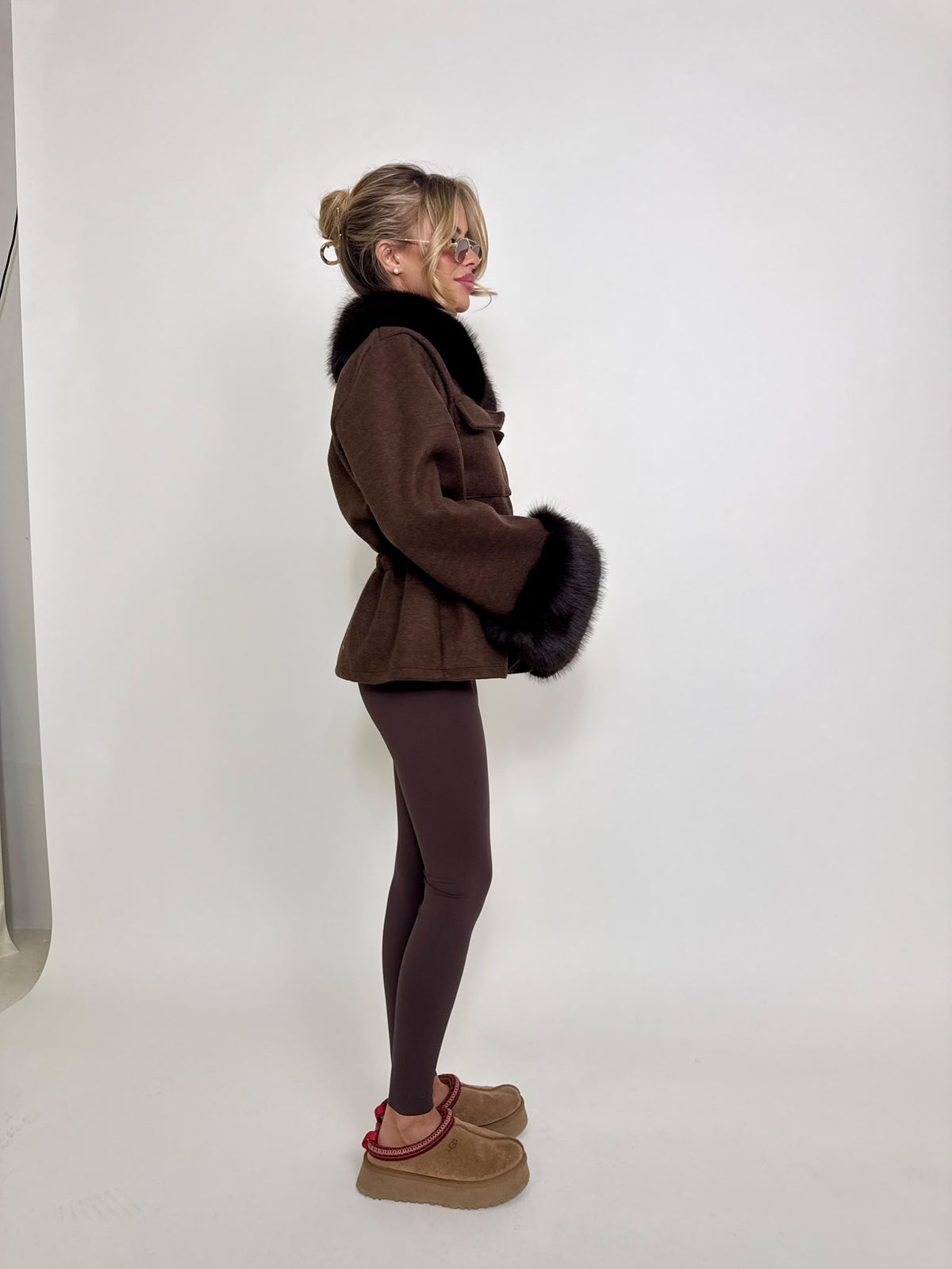 Pocket faux fur jacket - chocolate