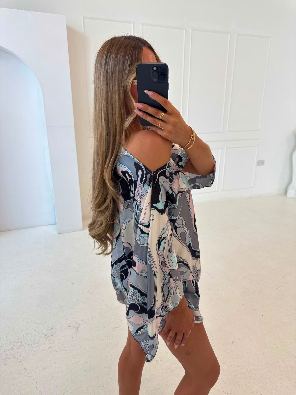 Cape print top co-ord - black