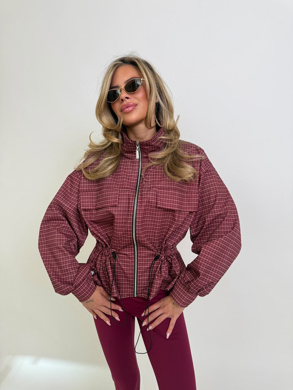Pull in check jacket - burgundy