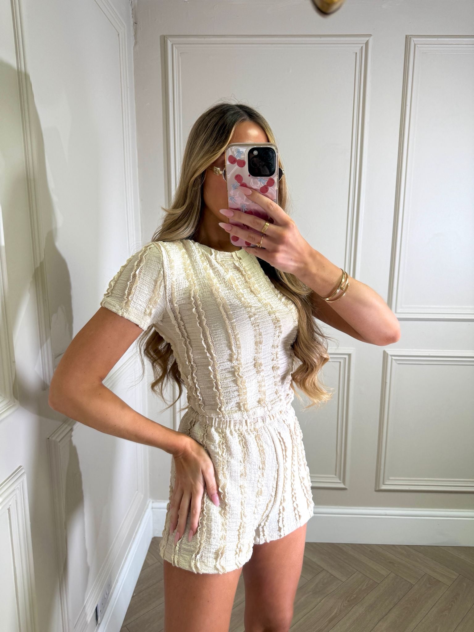 Daisy crinkle short set - cream