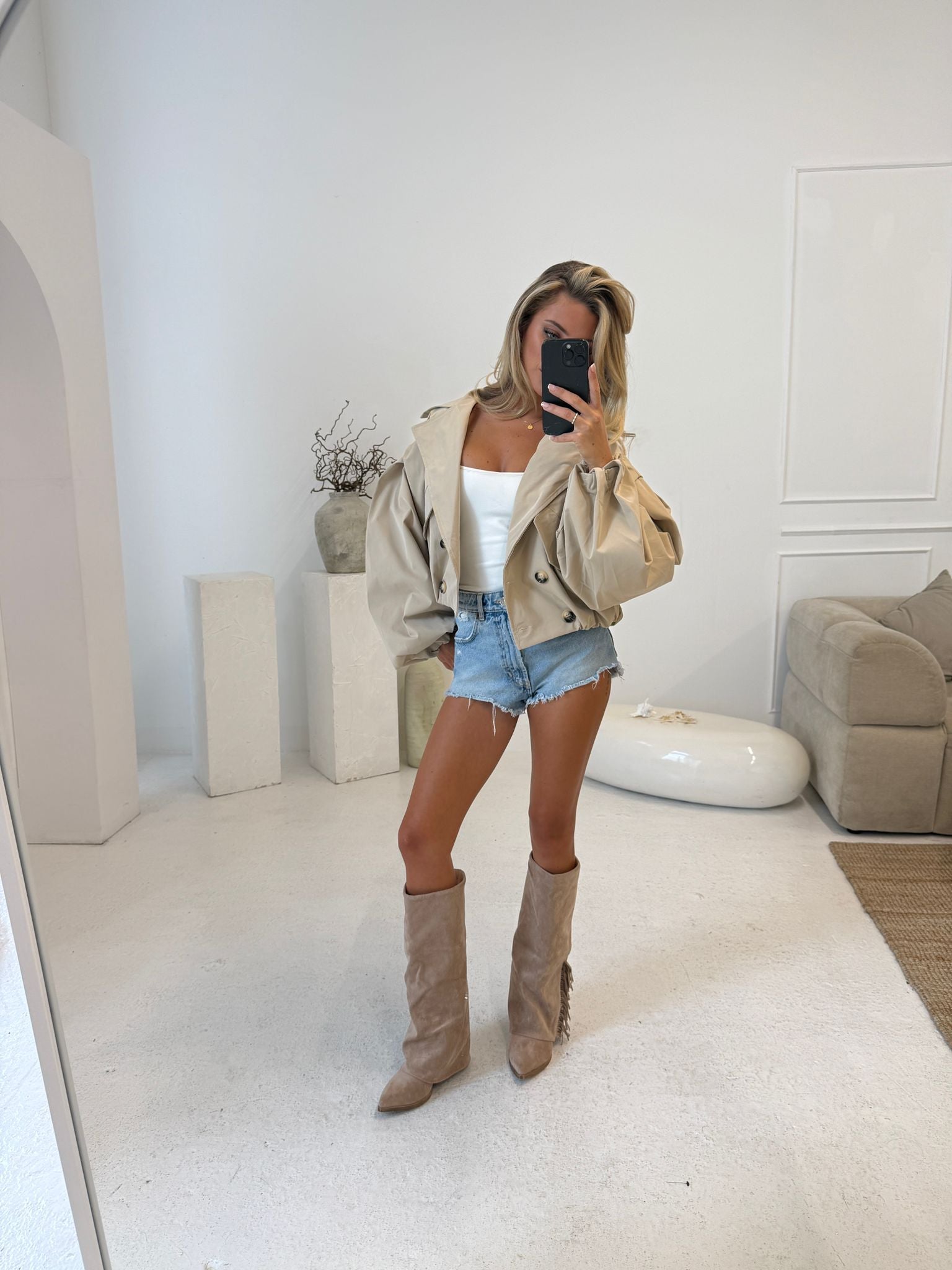 Balloon arm crop jacket - beige