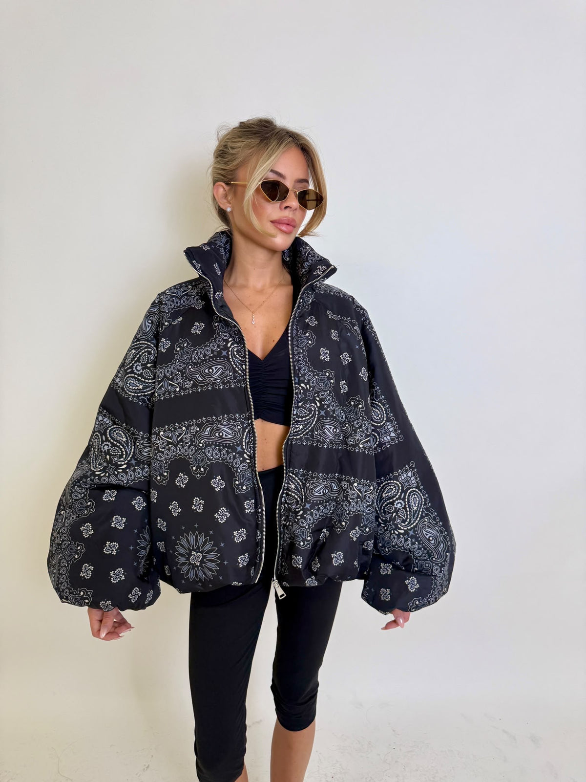 Bandana puffa jacket - black