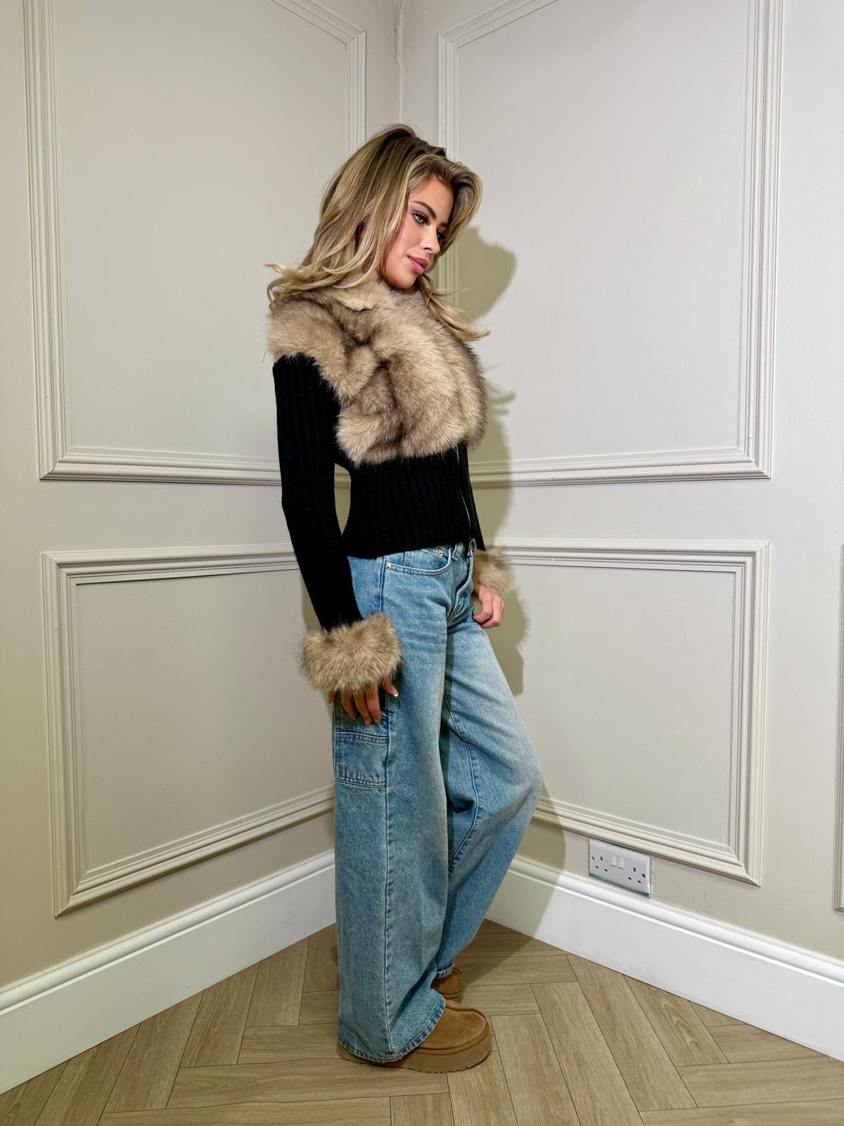 Luxury fur cuff cardigan - black