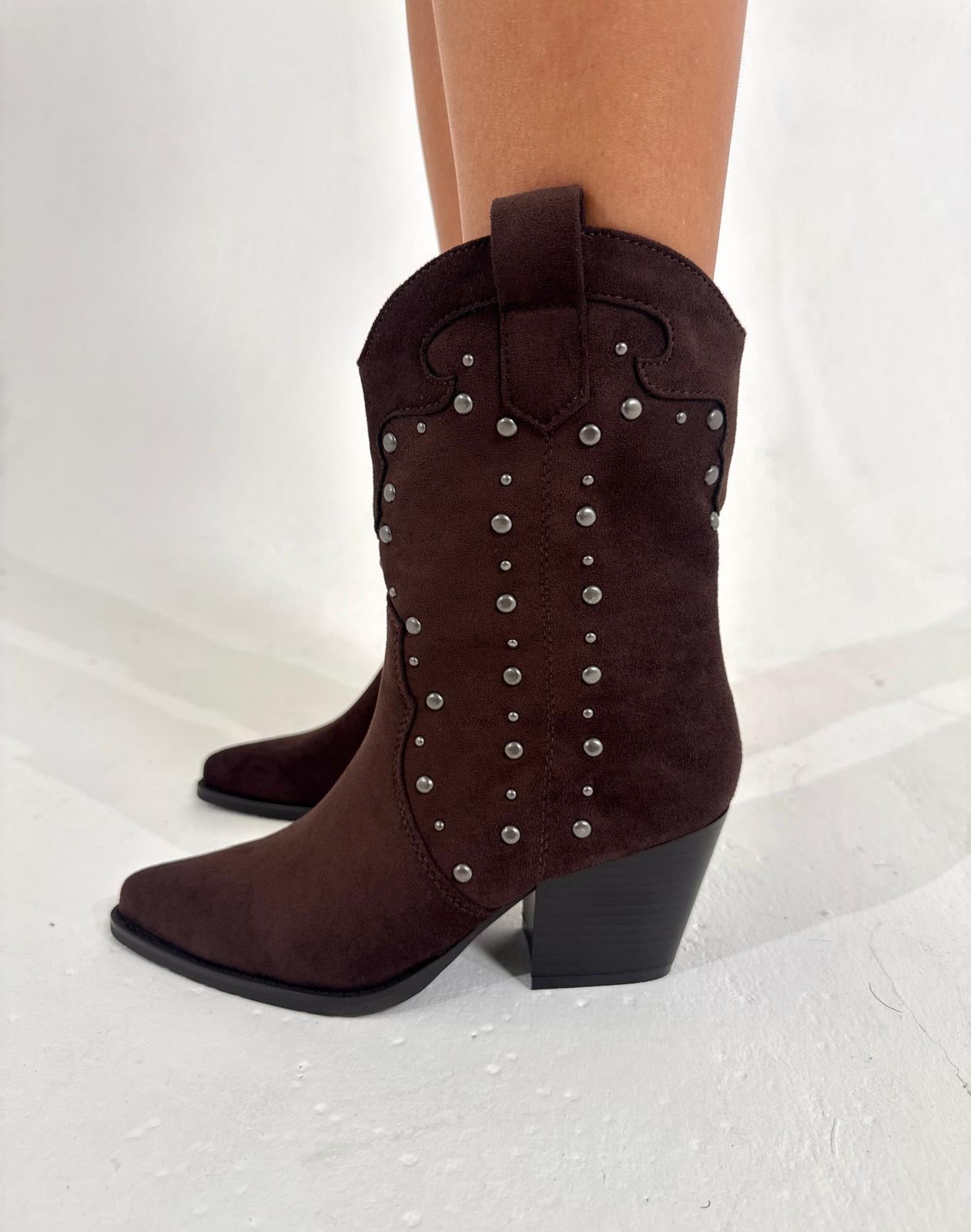 Stud short western boots - brown