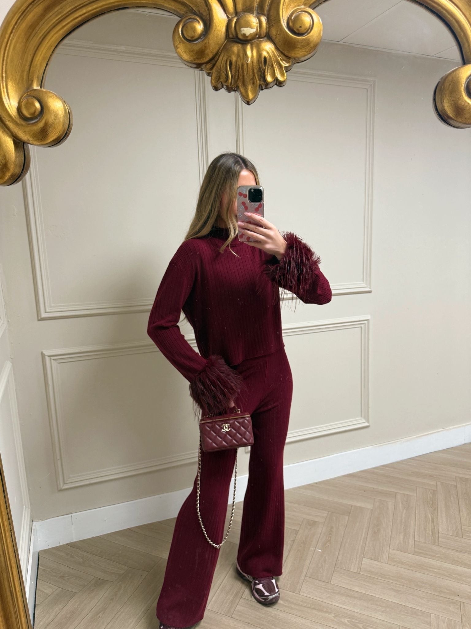 Fur cuff lounge set - wine