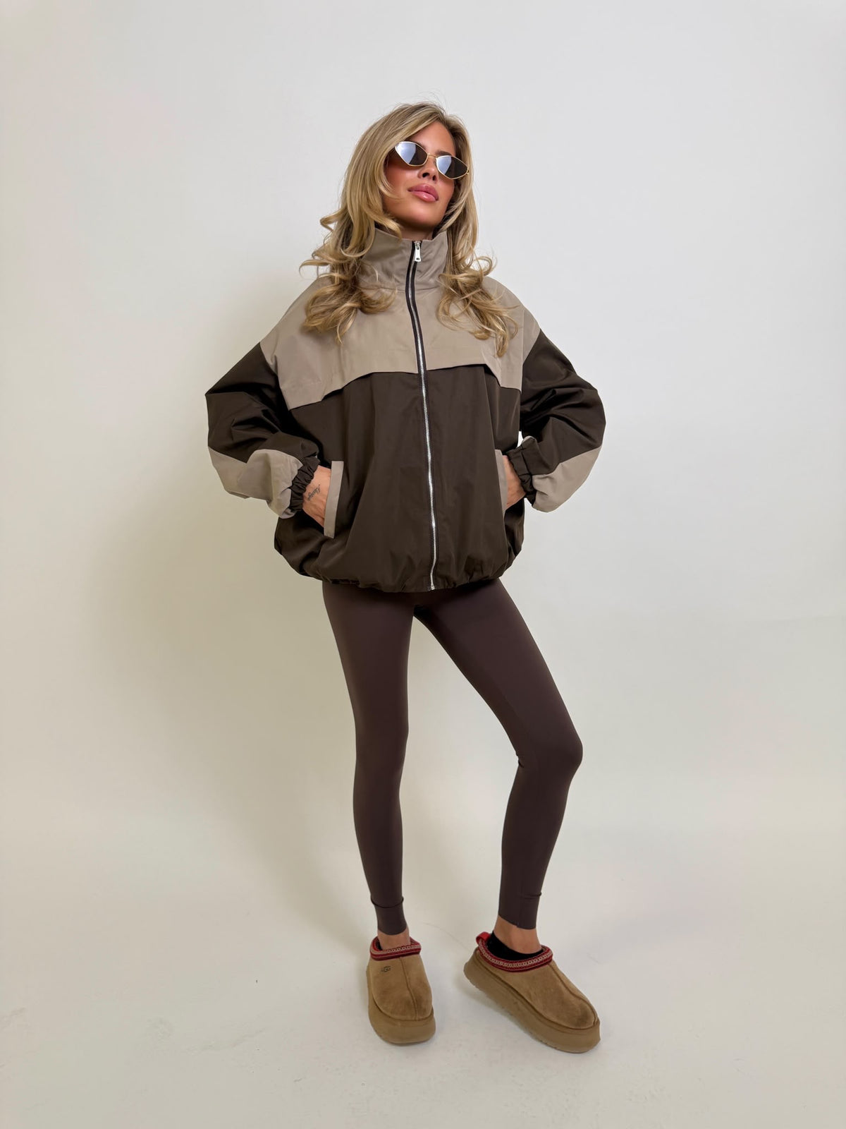 Full zip windbreaker - brown