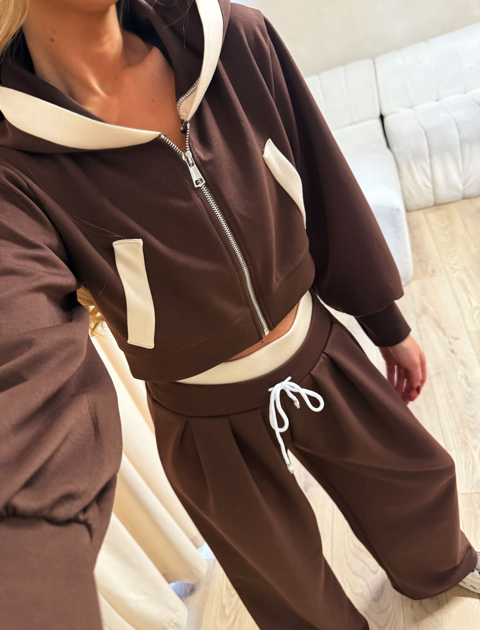 Cropped hoodie tracksuit - chocolate