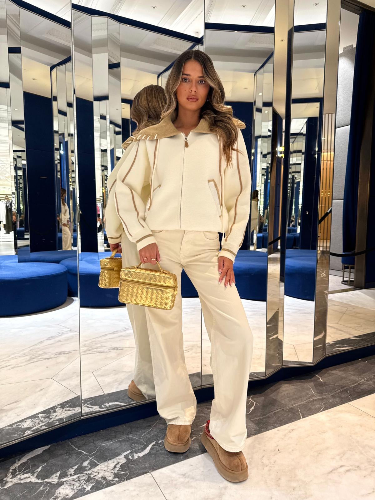 Knit hood jacket with beige