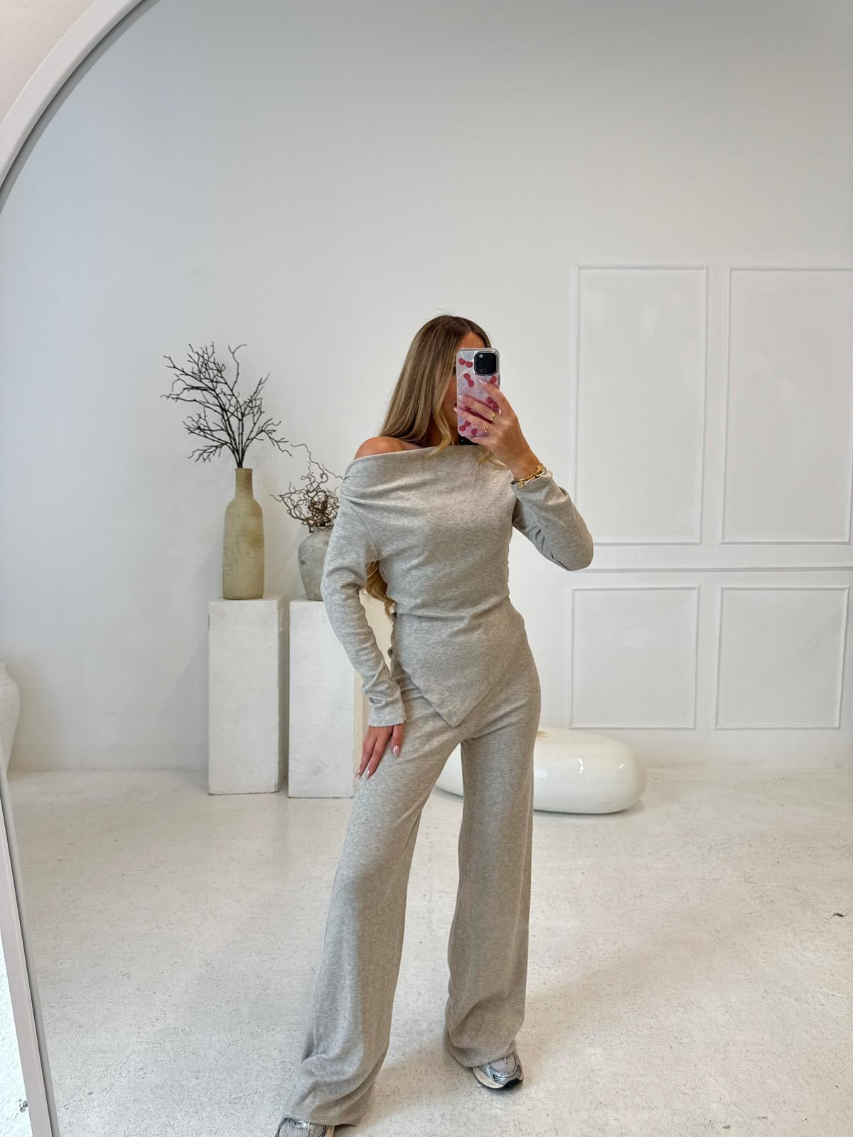 Knit asymmetric lounge set - beige