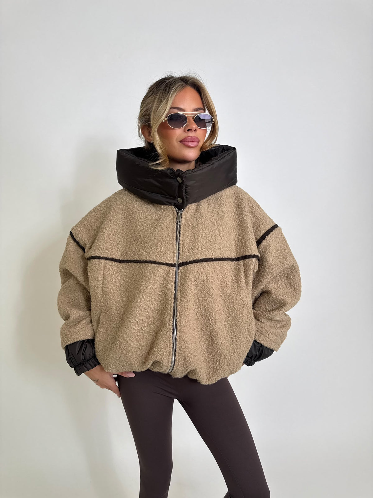 Borg hood jacket - beige