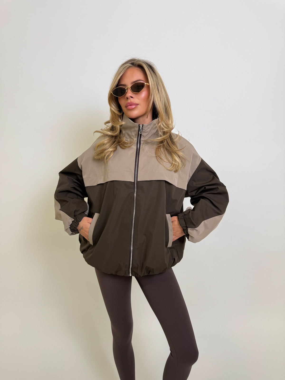 Full zip windbreaker - brown