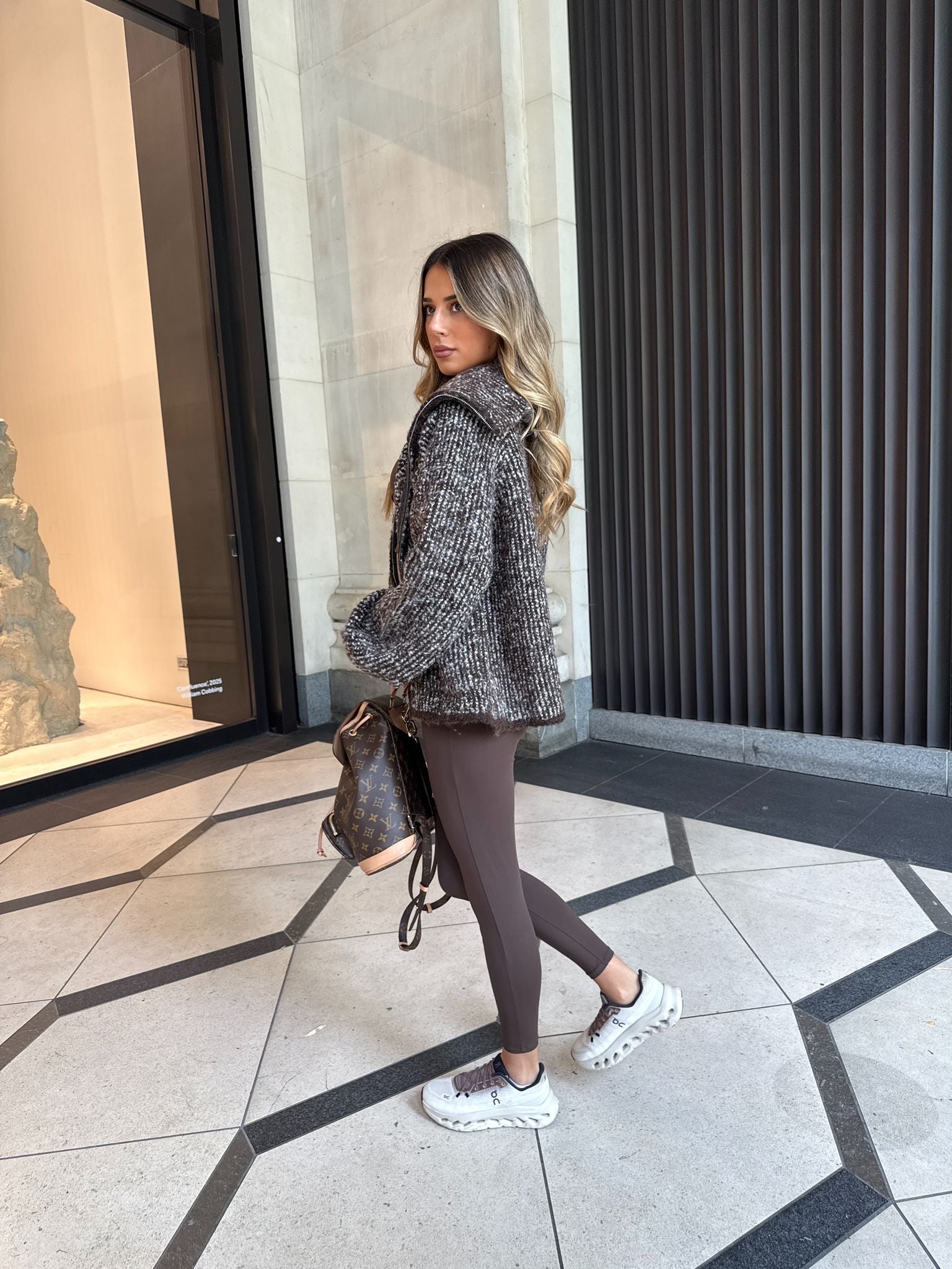 Chunky knit zip cardigan - brown