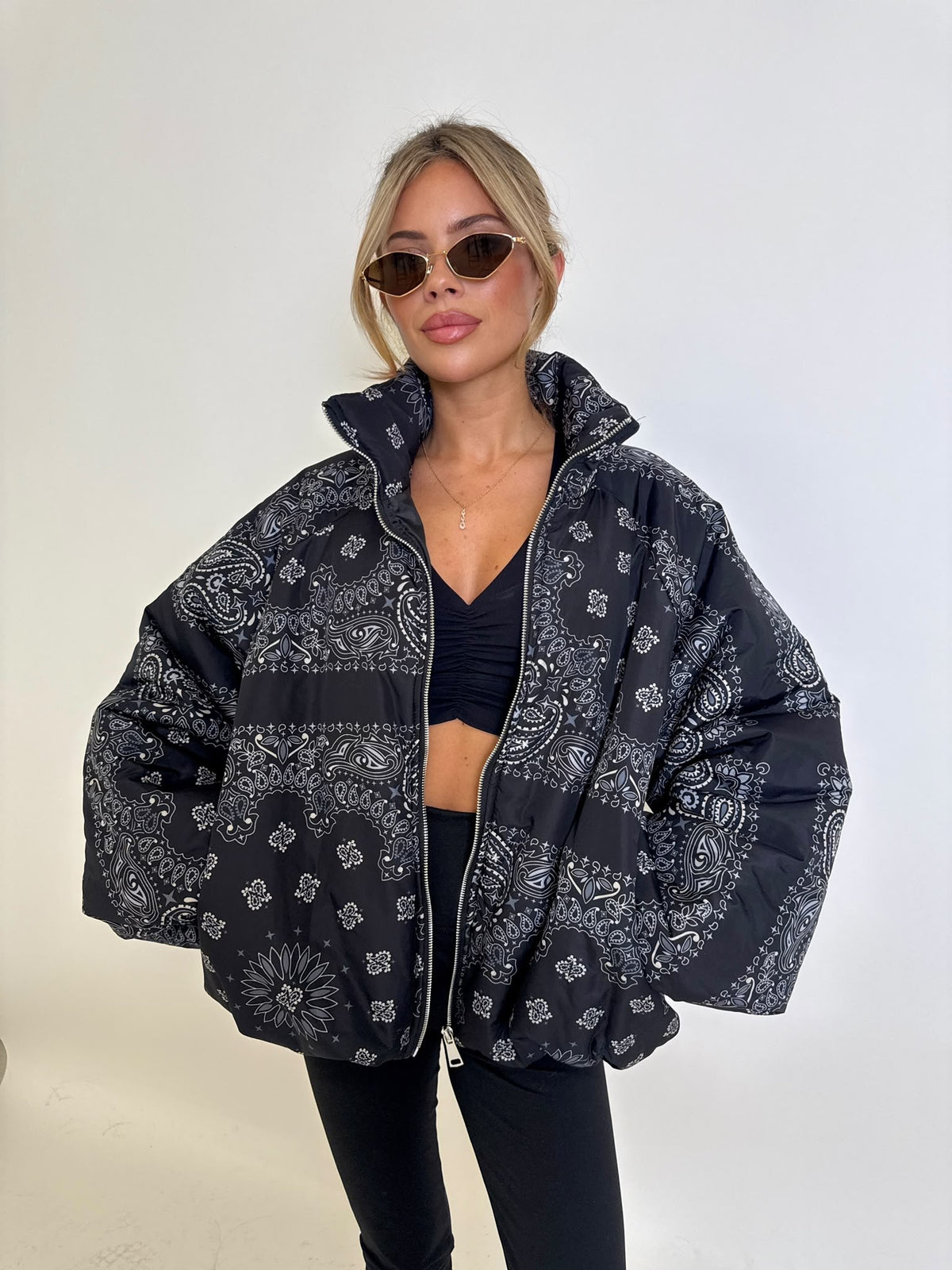 Bandana puffa jacket - black