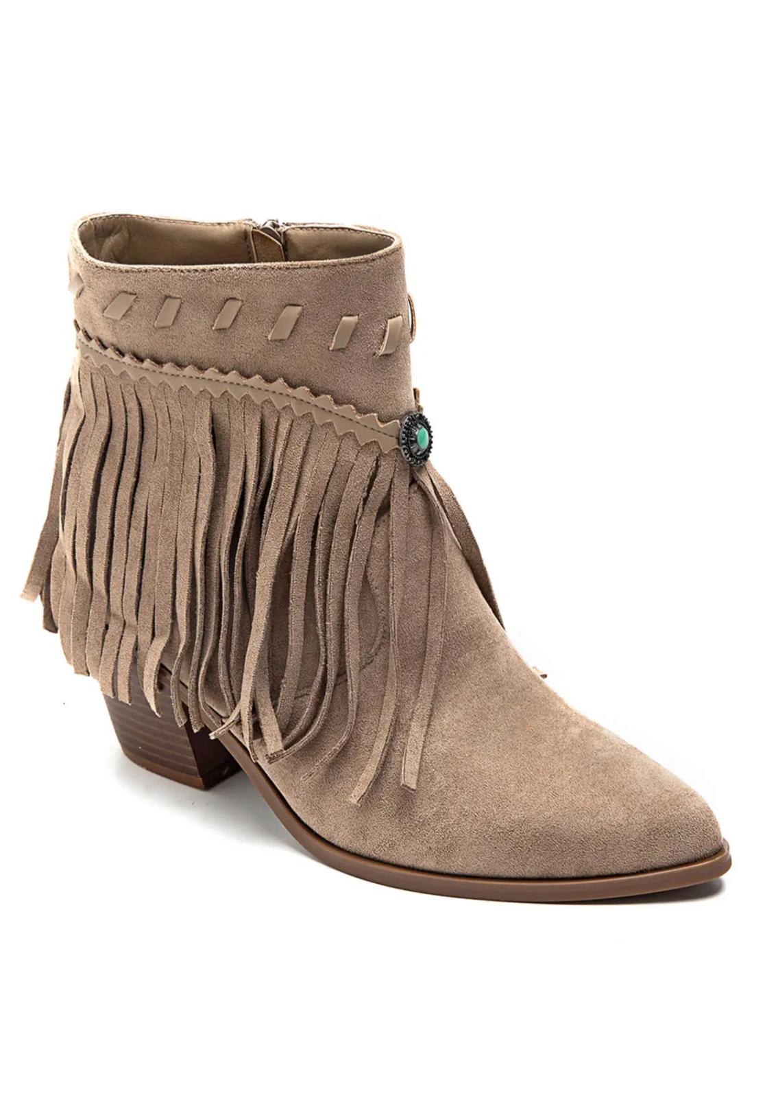 Short Tassle Western Boots - Beige