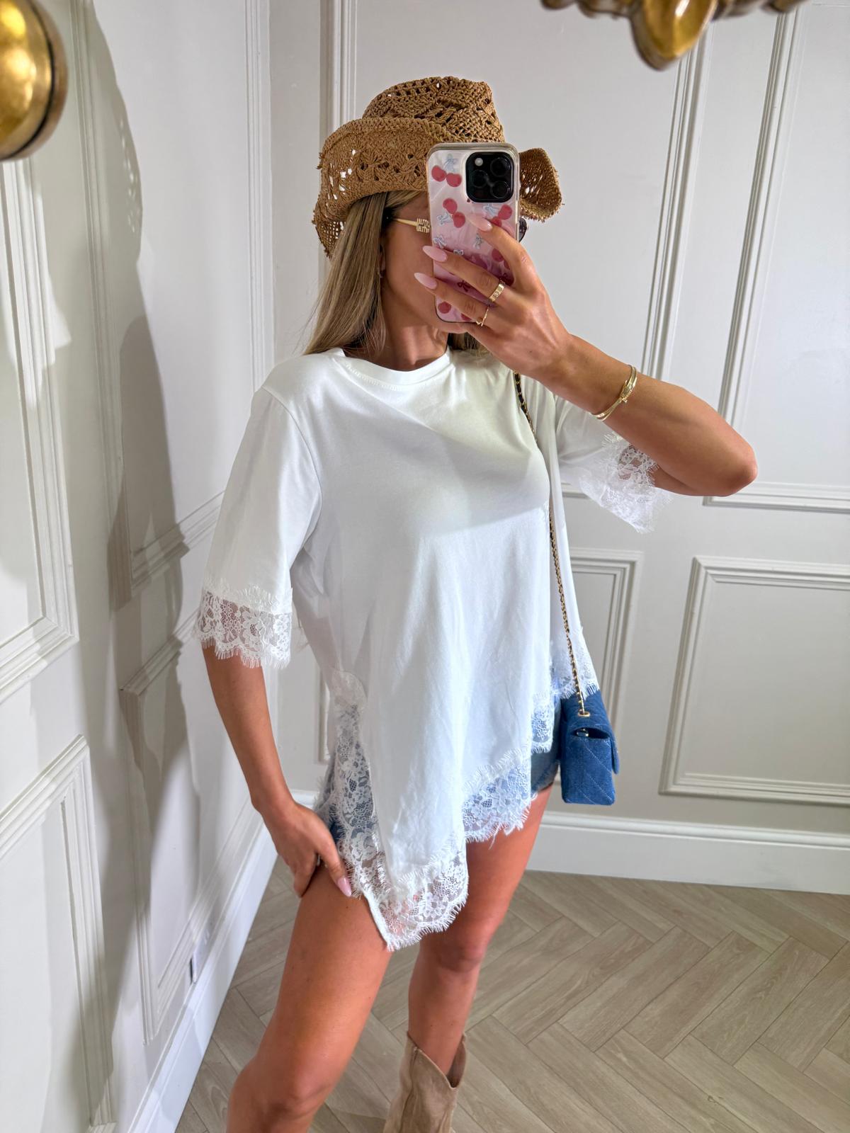Lace asymmetric Tshirt - white