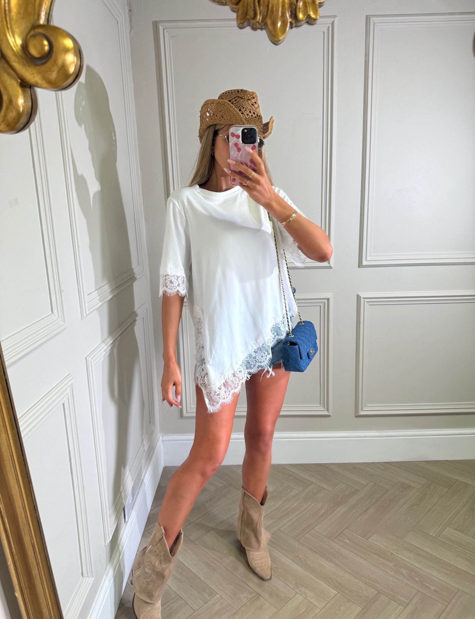 Lace asymmetric Tshirt - white