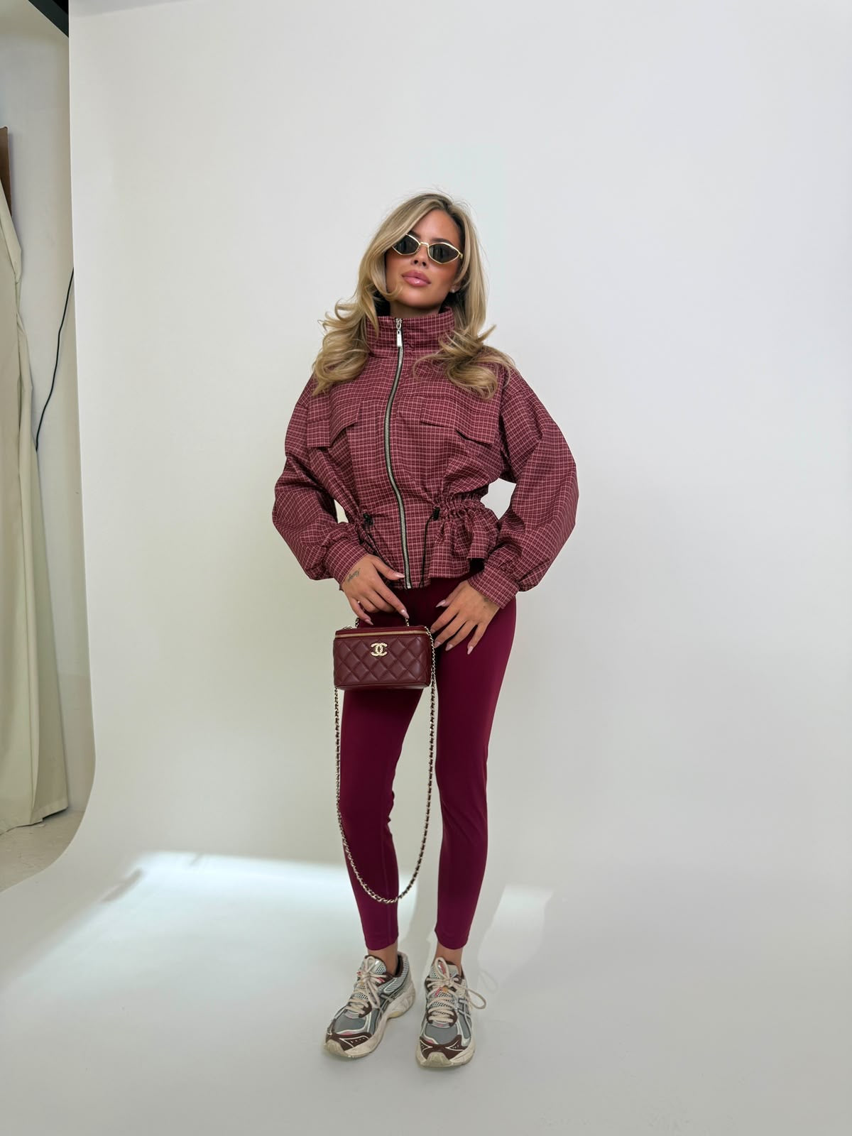 Pull in check jacket - burgundy