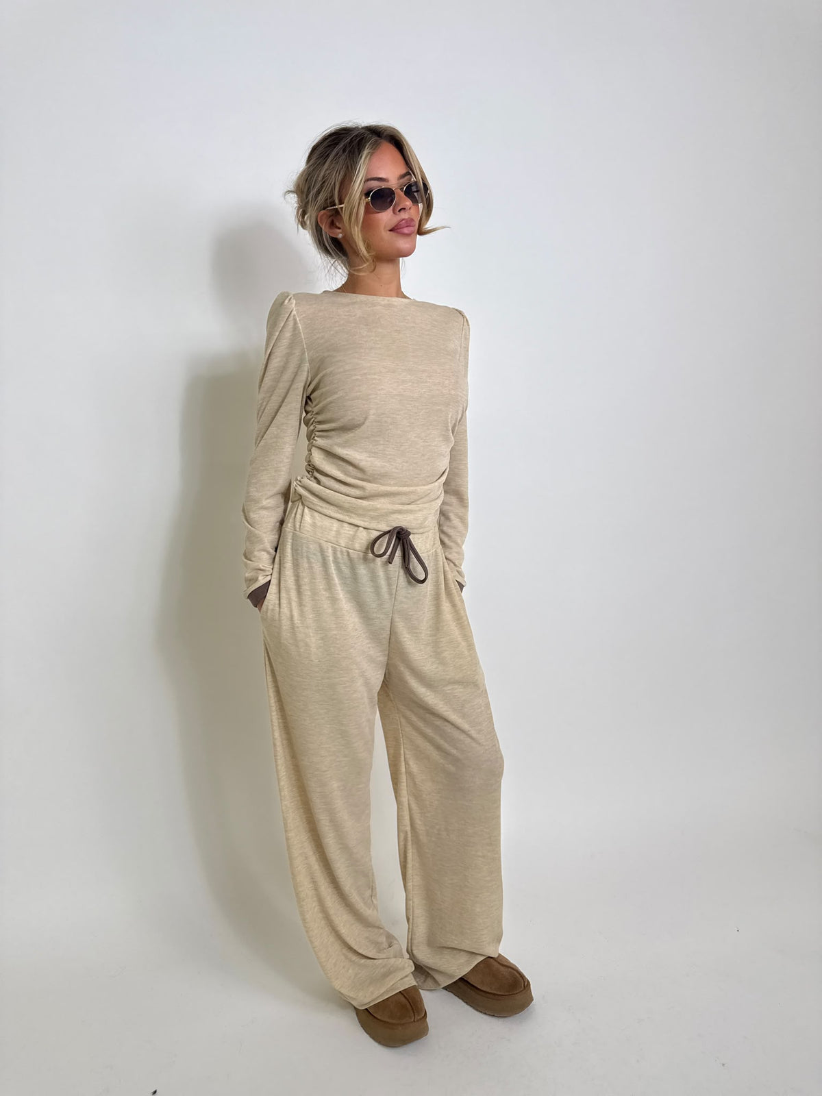 Sweetie lounge set - oatmeal with brown