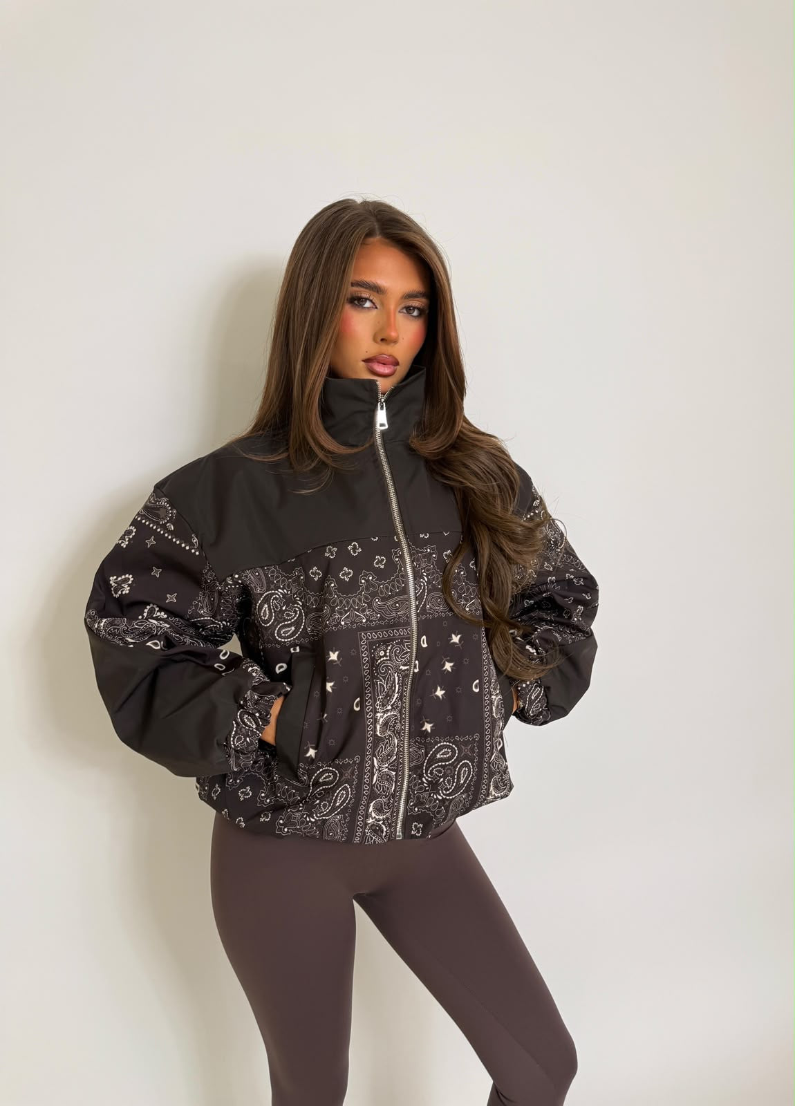 Windbreaker Bandana Print - brown