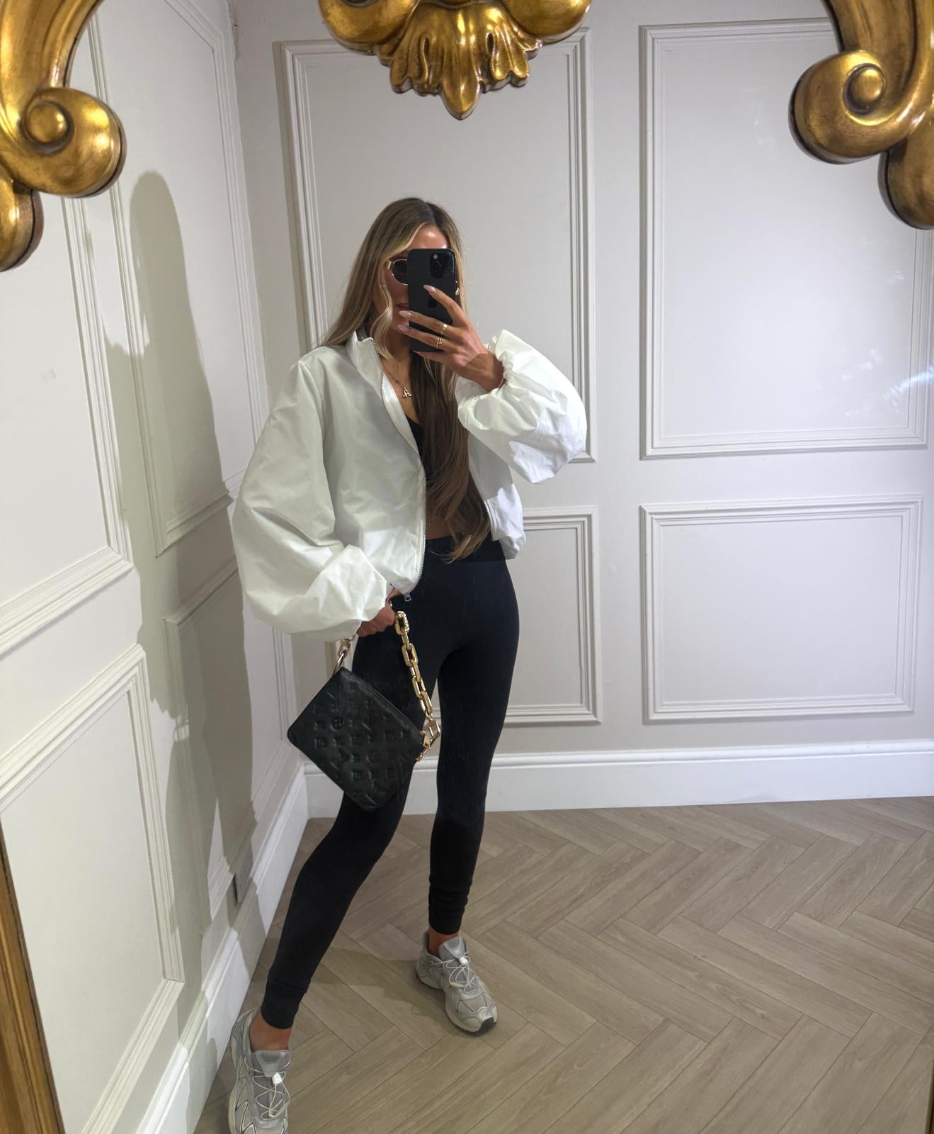 Windbreaker jacket - white