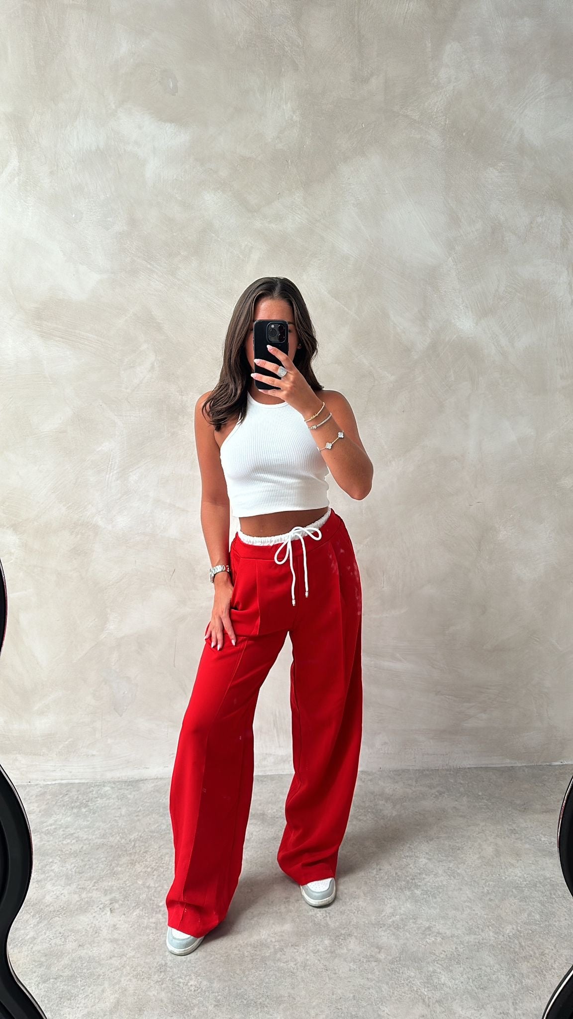 White waistband trousers - red