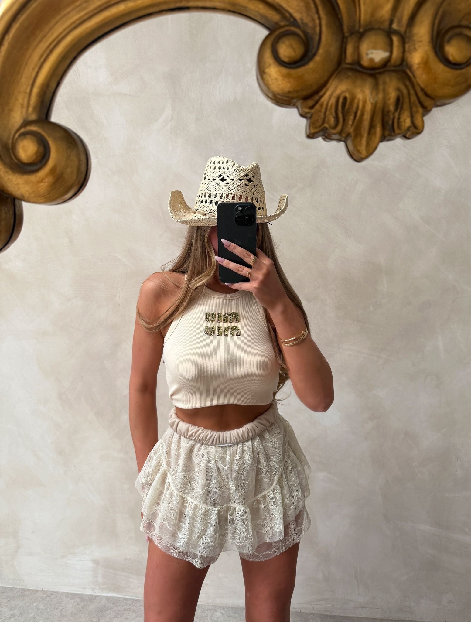 Lace shorts - Beige
