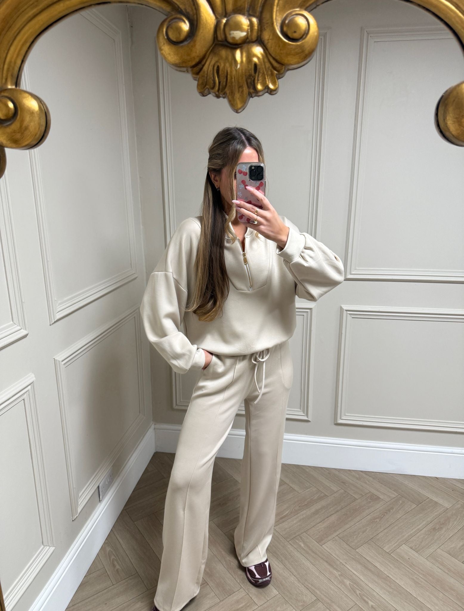 Gold zip lounge set - cream