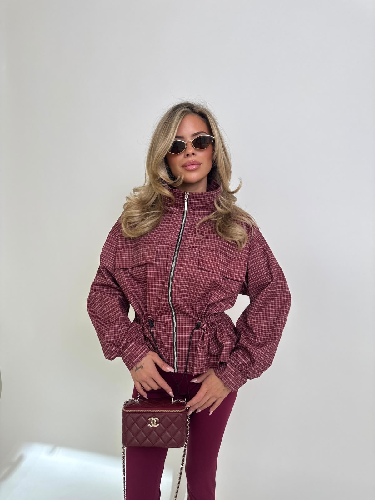 Pull in check jacket - burgundy