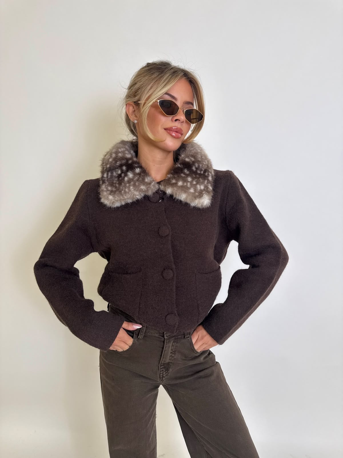 Knitted jacket with Bambi collar - chocolate