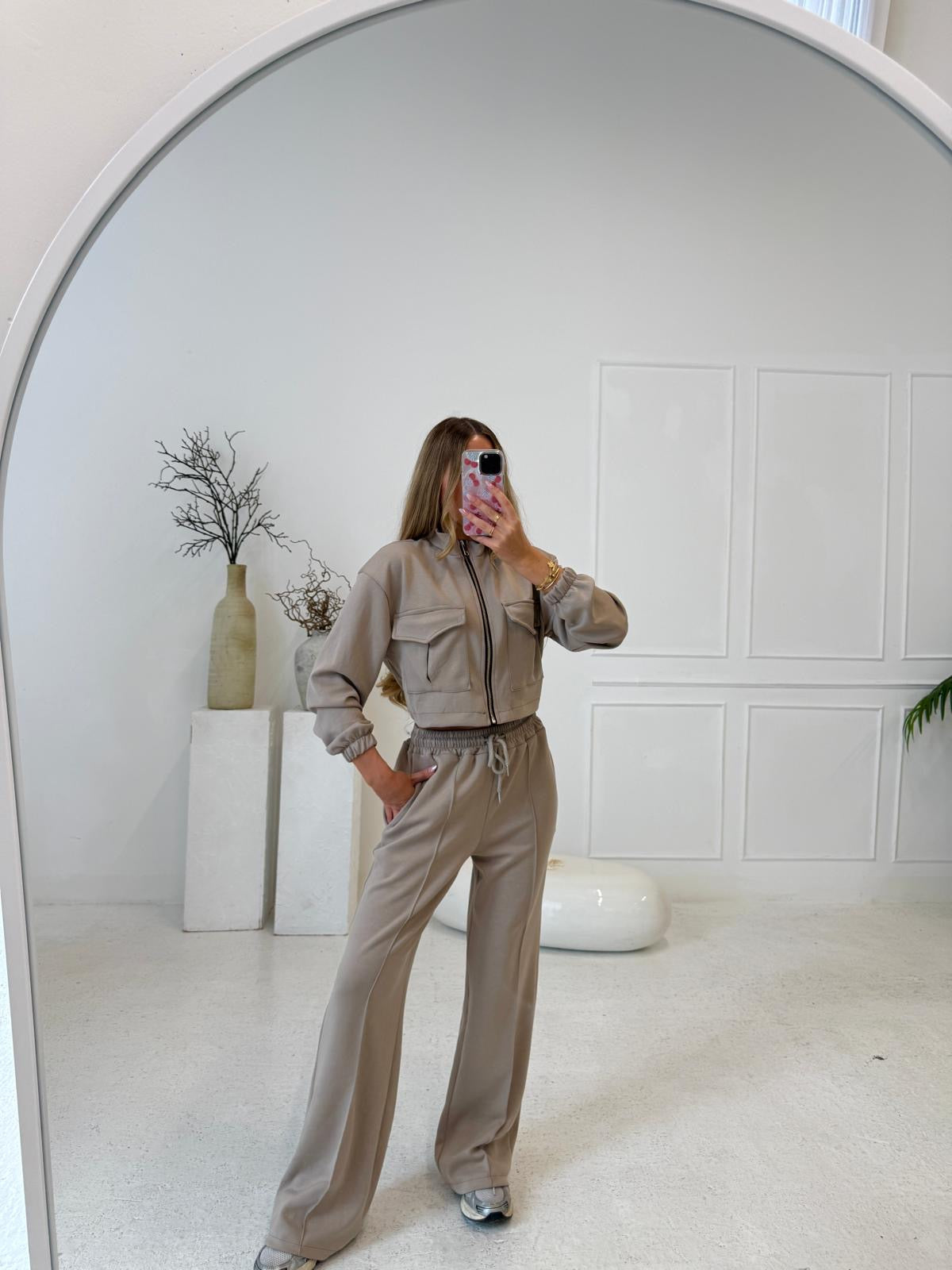 Gold zip pocket tracksuit - taupe