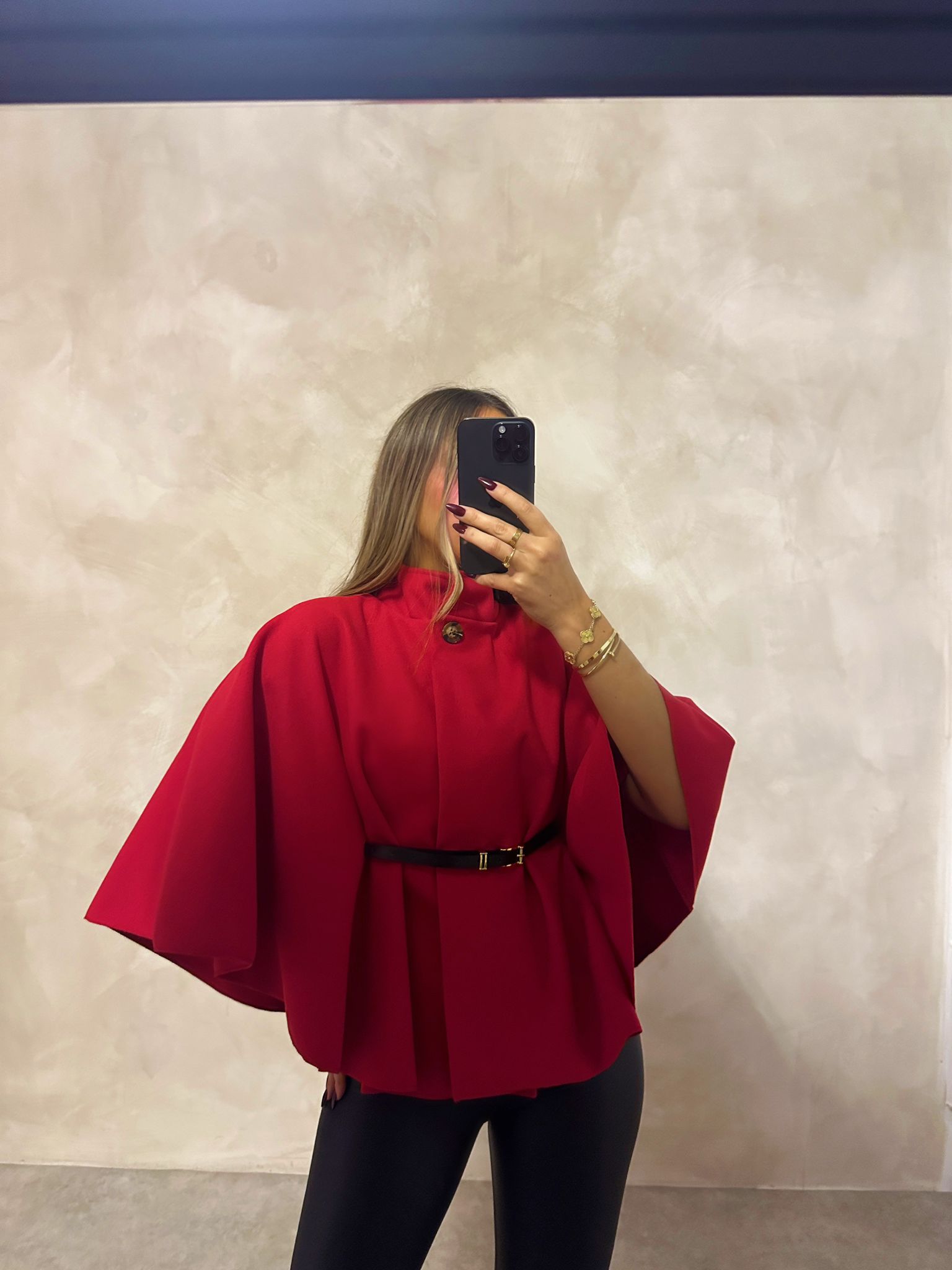 Belted cape -red