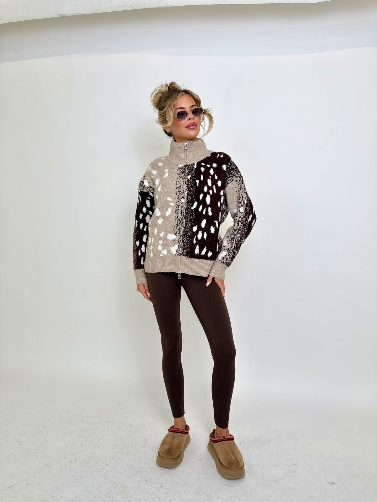 Deer print cardigan - brown