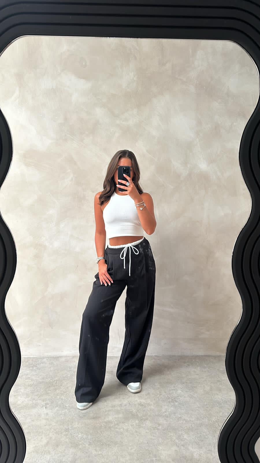 White waistband trousers - black