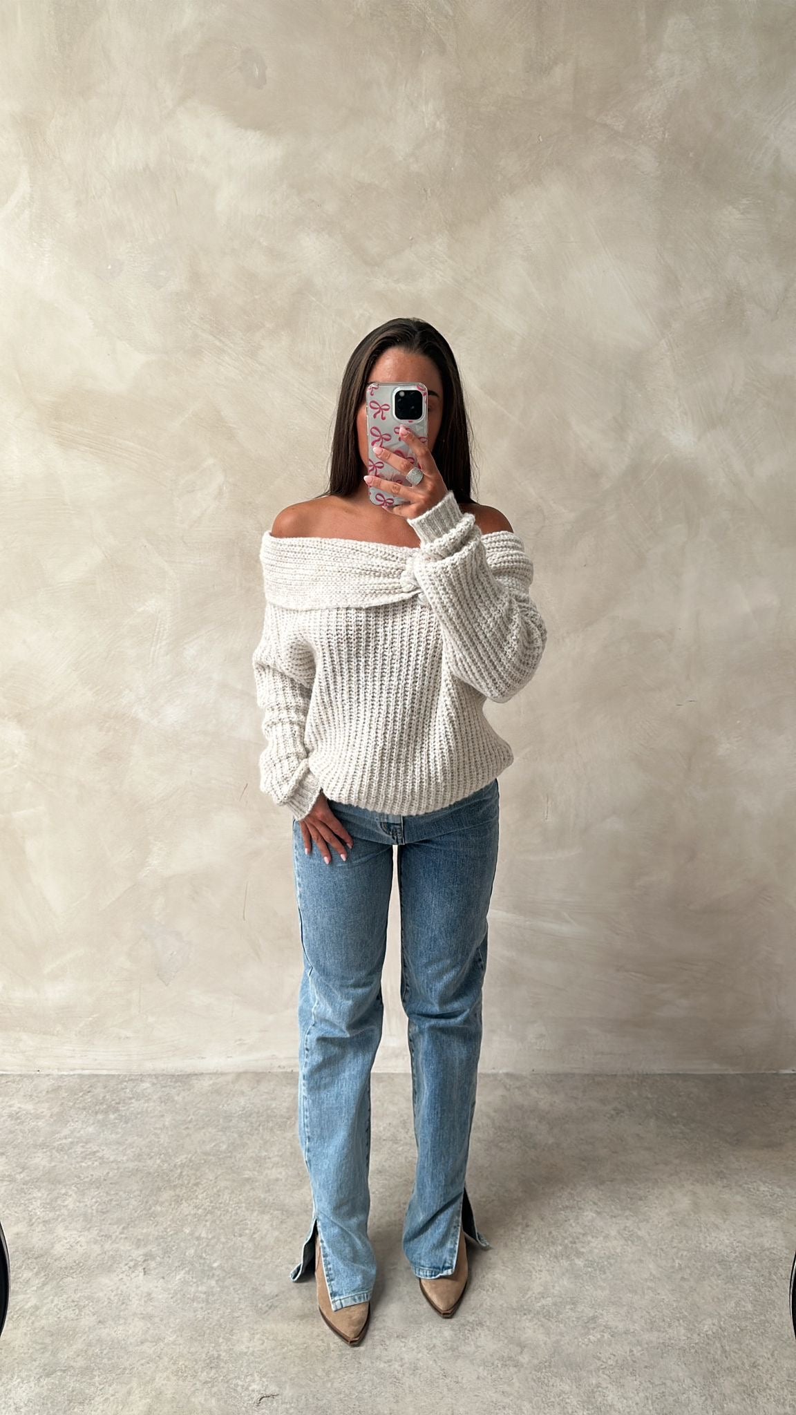 Off shoulder knit jumper - cream