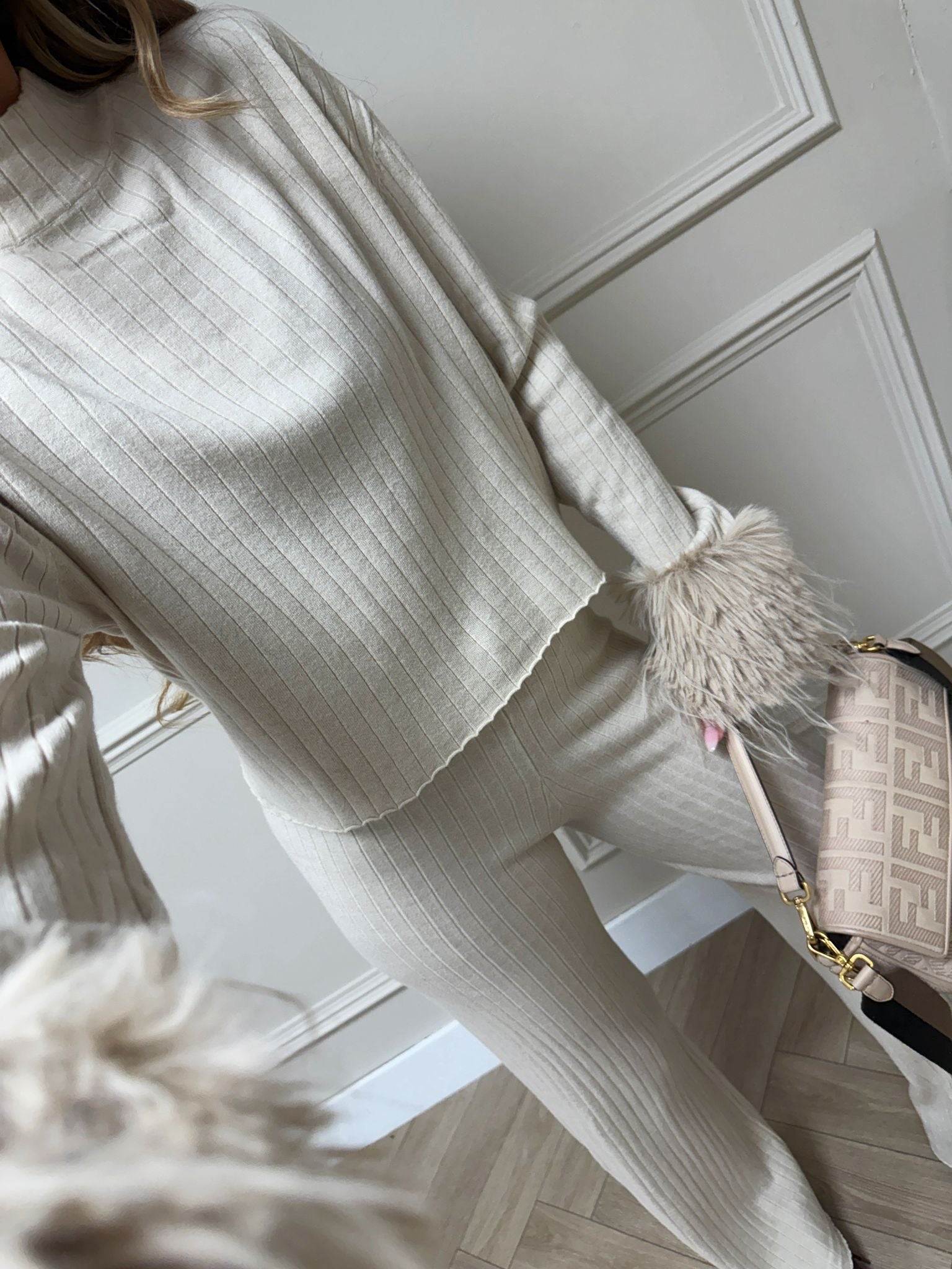 Fur cuff lounge set - cream
