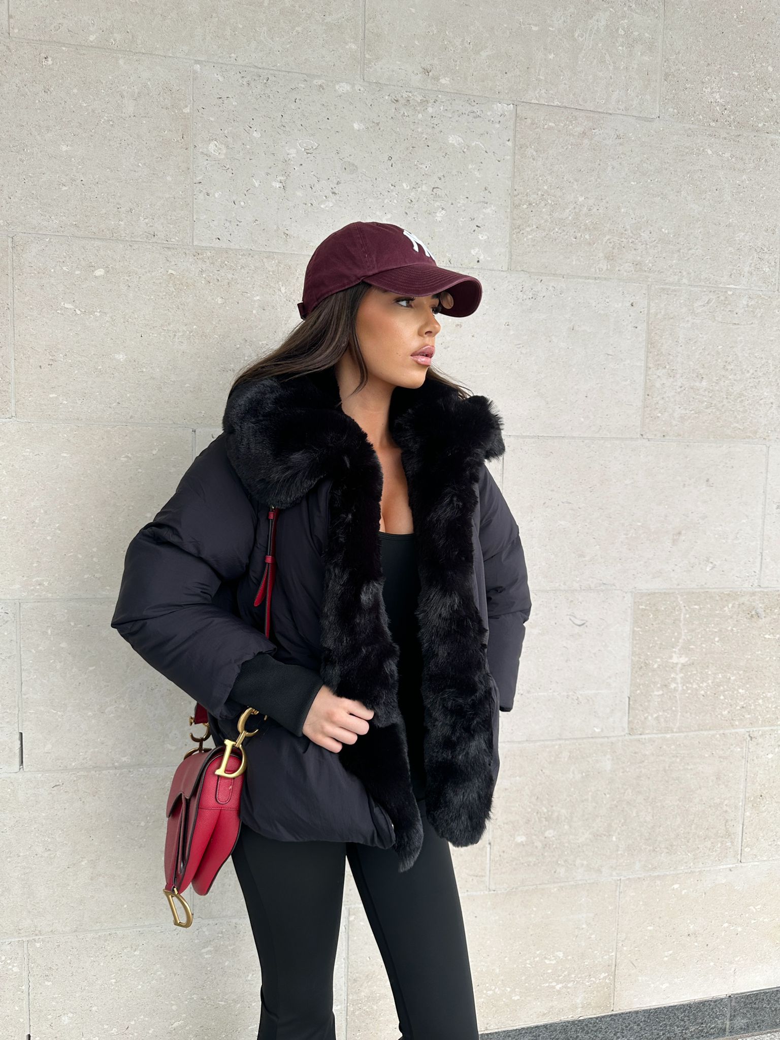 Faux Fur Collar Puffa Coat - black