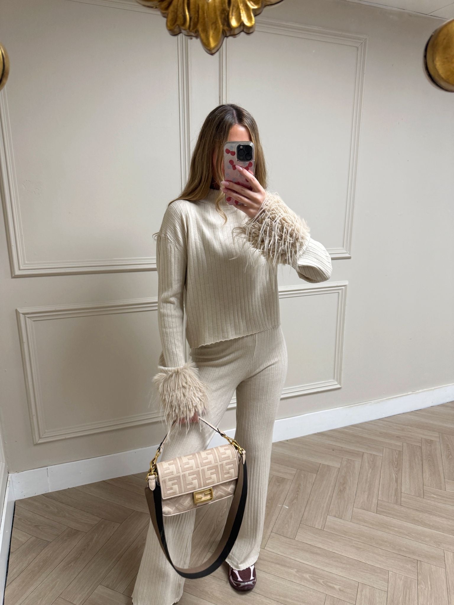 Fur cuff lounge set - cream