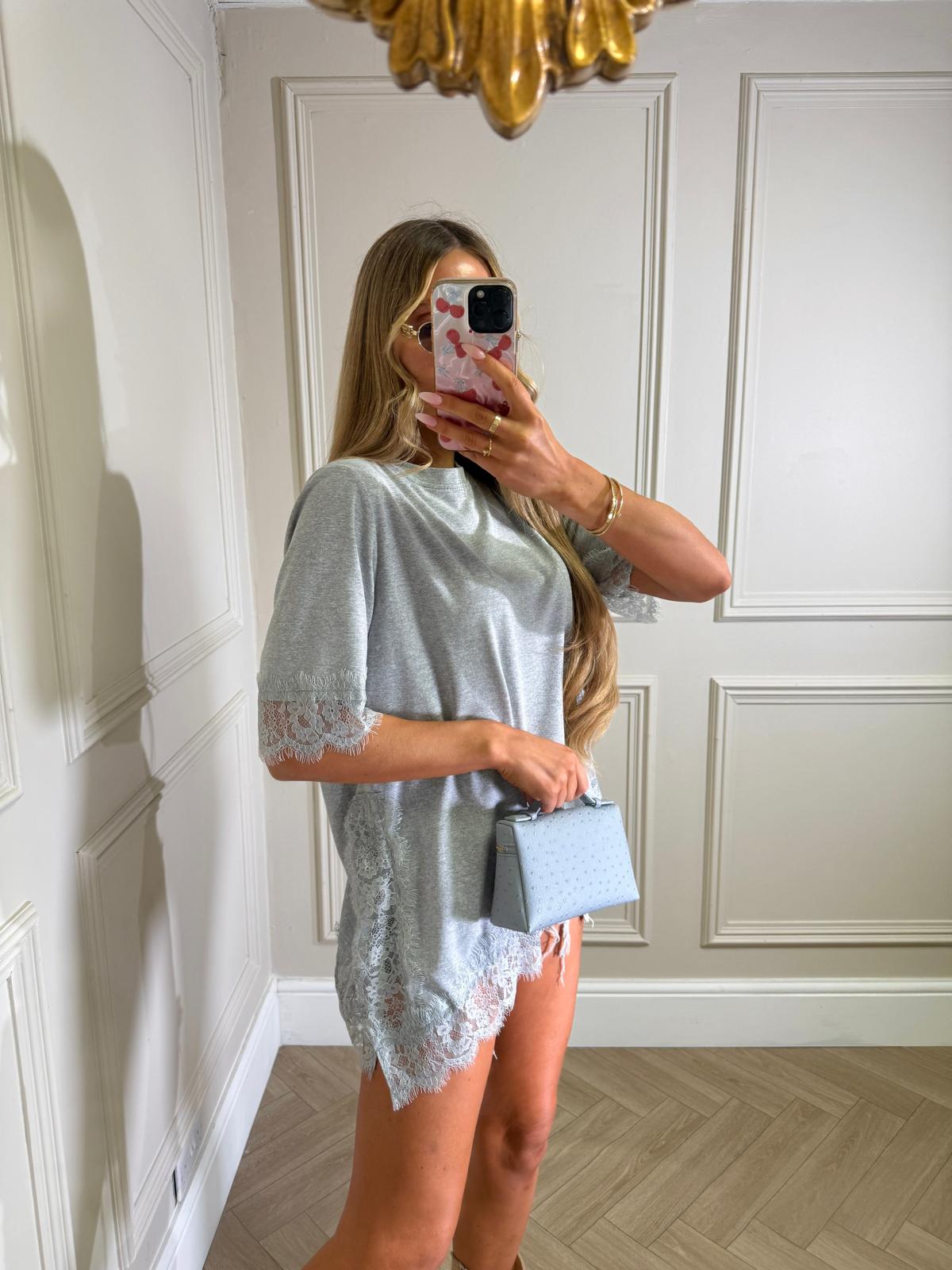 Lace asymmetric Tshirt - grey