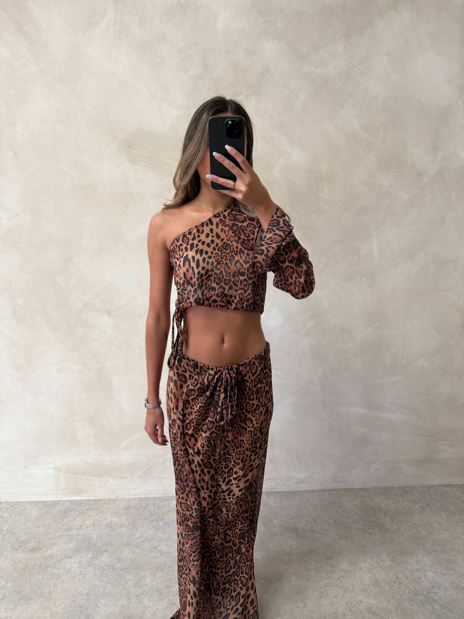 Exclusive chiffon leopard skirt set