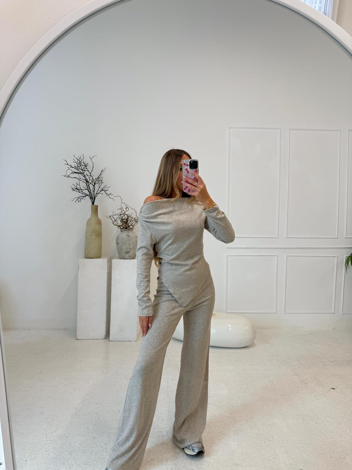 Knit asymmetric lounge set - beige