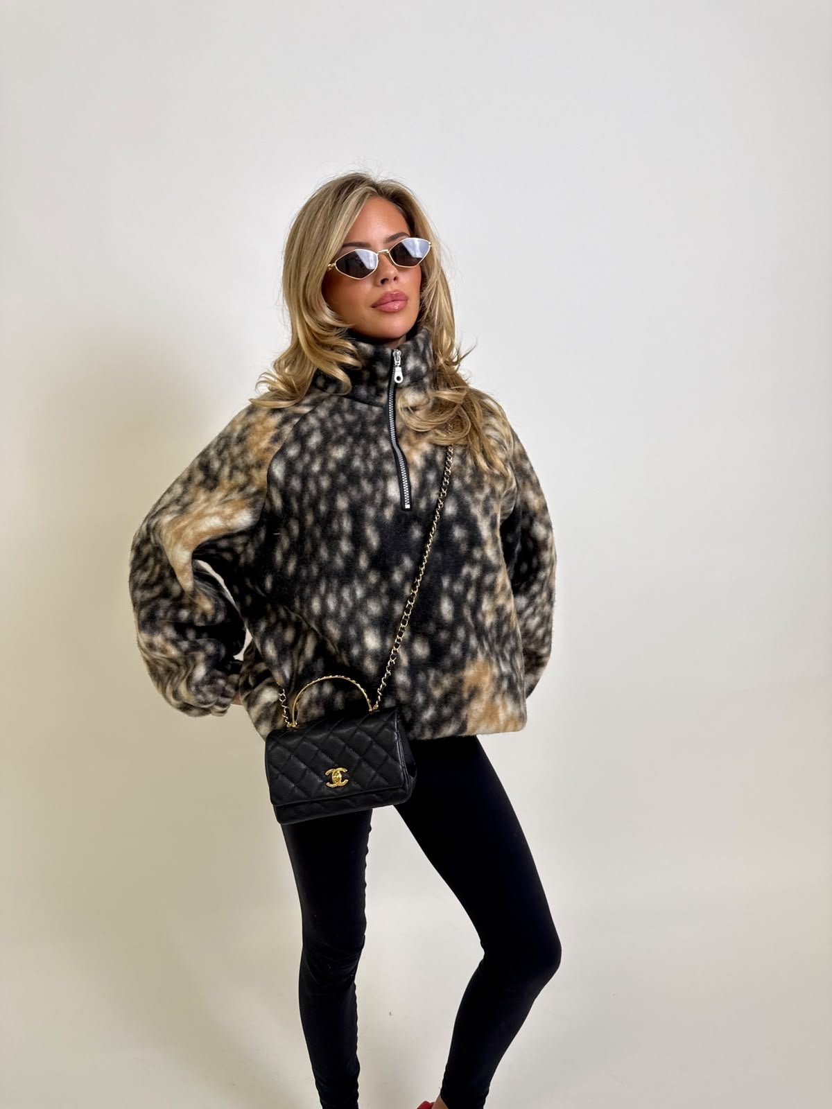 Deer fleece jumper - black