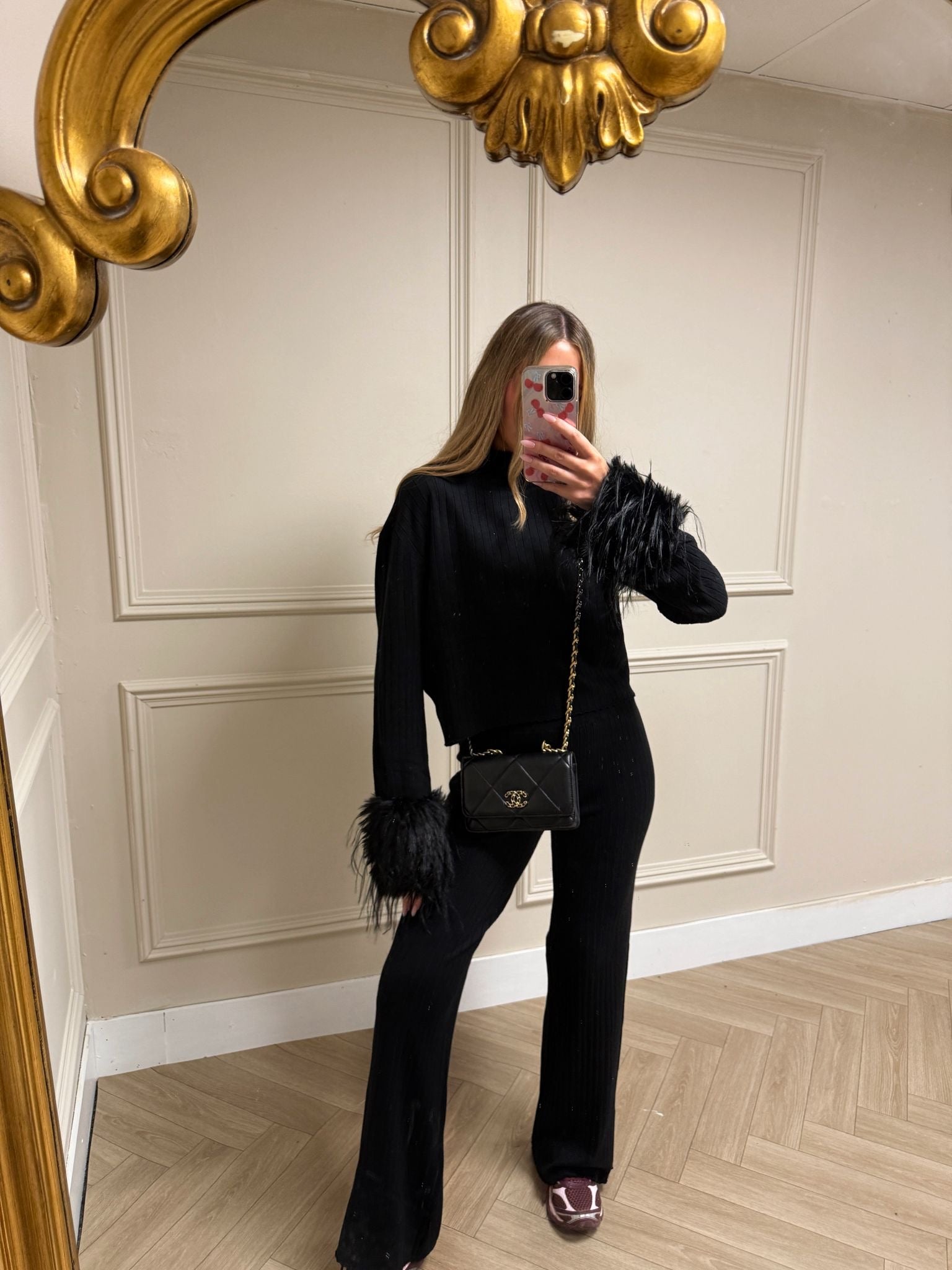 Fur cuff lounge set - black