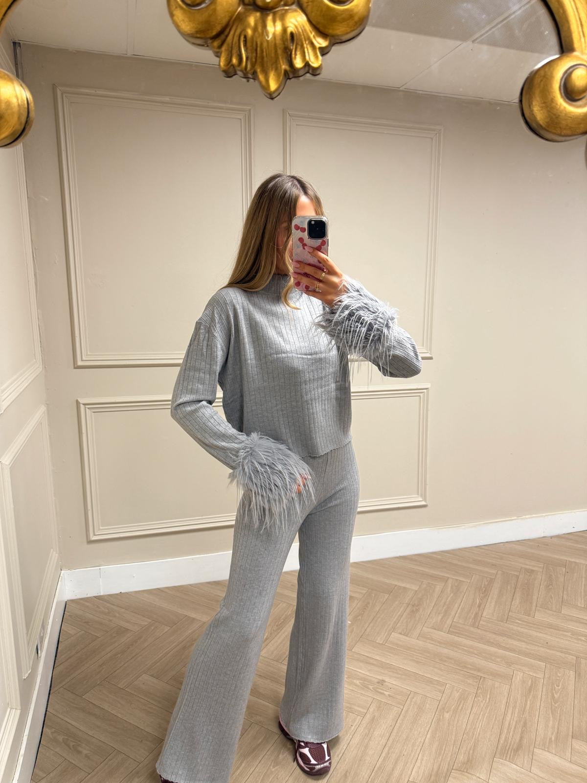 Fur cuff lounge set - Grey