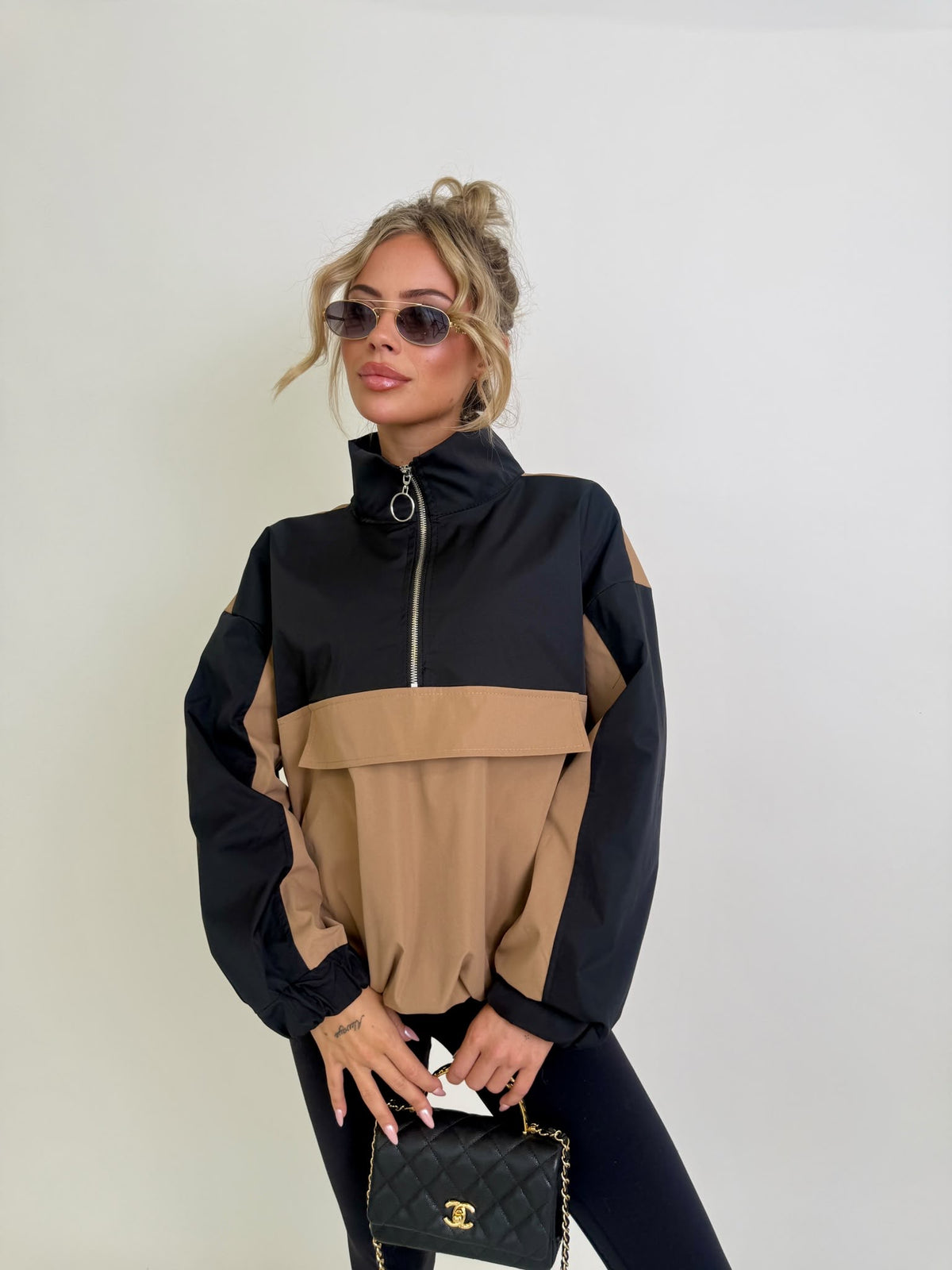 Quarter zip windbreaker - black