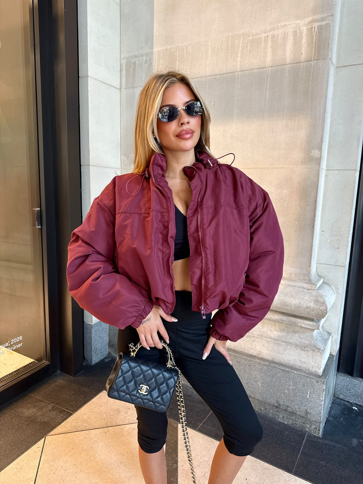 Hood crop jacket - burgundy