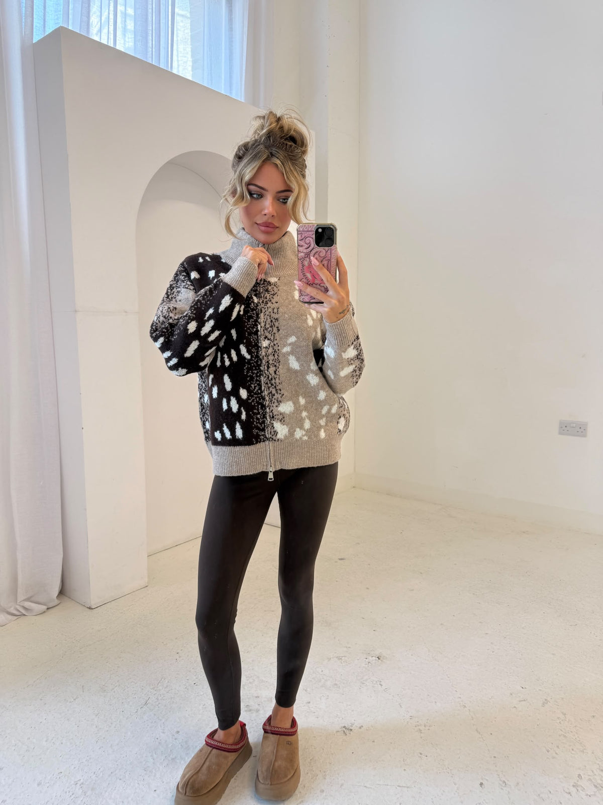 Deer print cardigan - brown