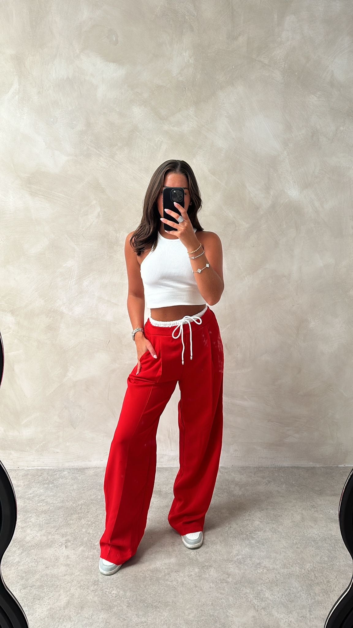 White waistband trousers - red