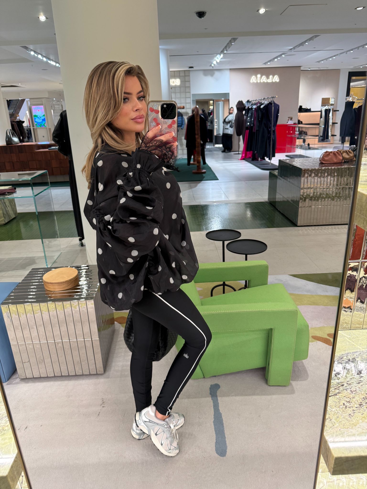 Dot zip up jacket - black