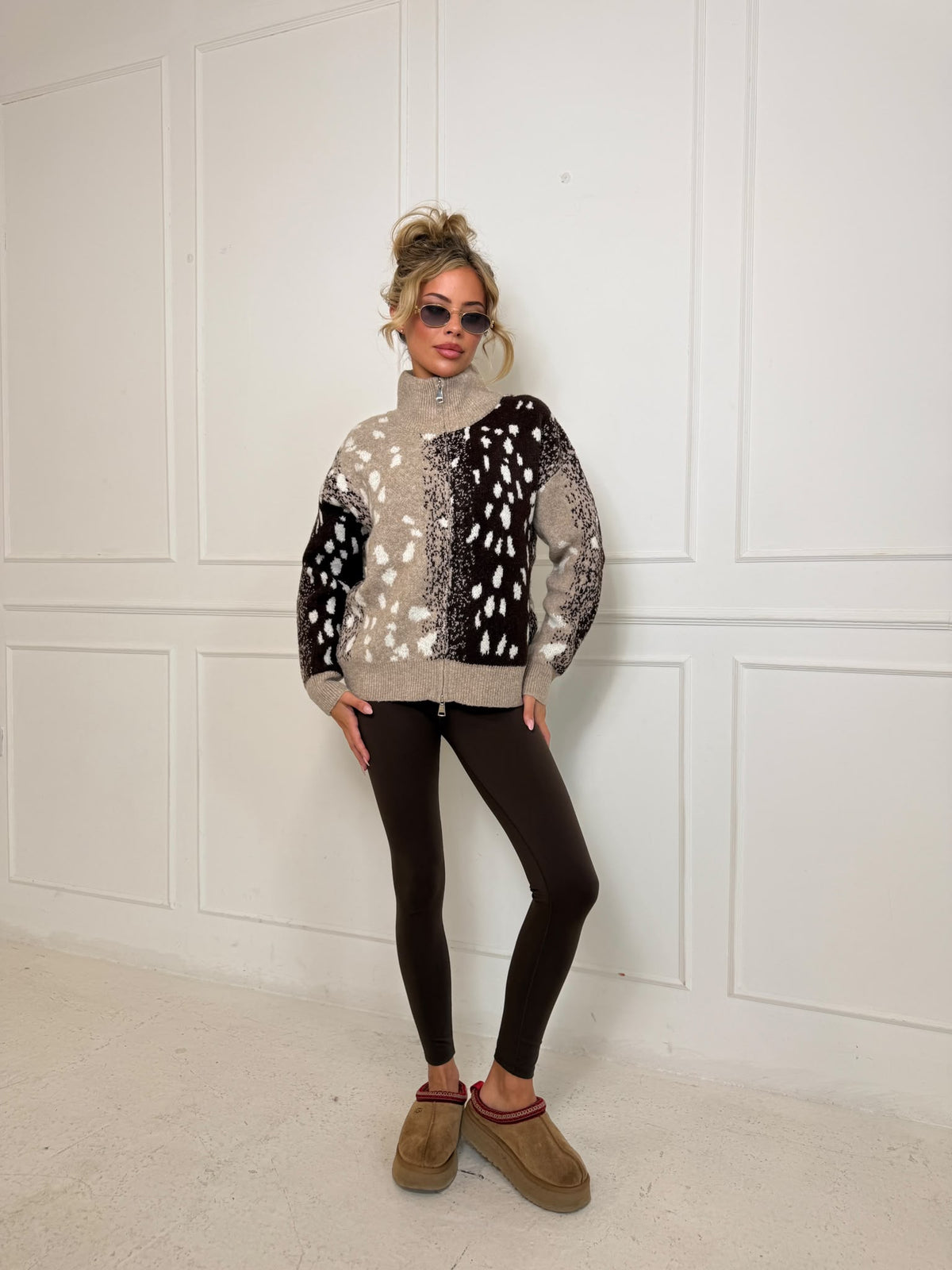 Deer print cardigan - brown