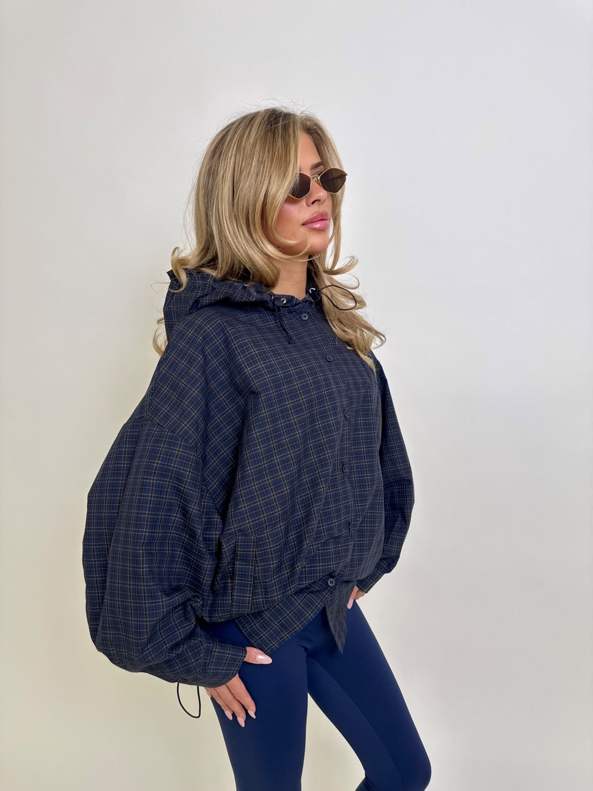 Check hood light jacket - navy